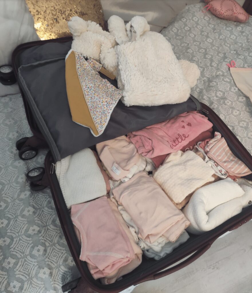 Valise de maternite pour maman et bebe le guide Fait2mains