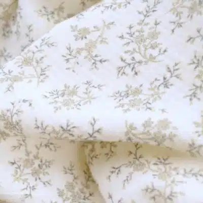 Cape de bain fleuris