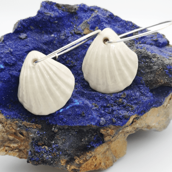 Boucle d oreille coquillage anneau argent 925 pour femme Corinne Ceramique sur roche bleu
