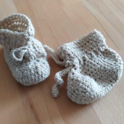 Chaussons de naissance bébé - Elenie - Faits main