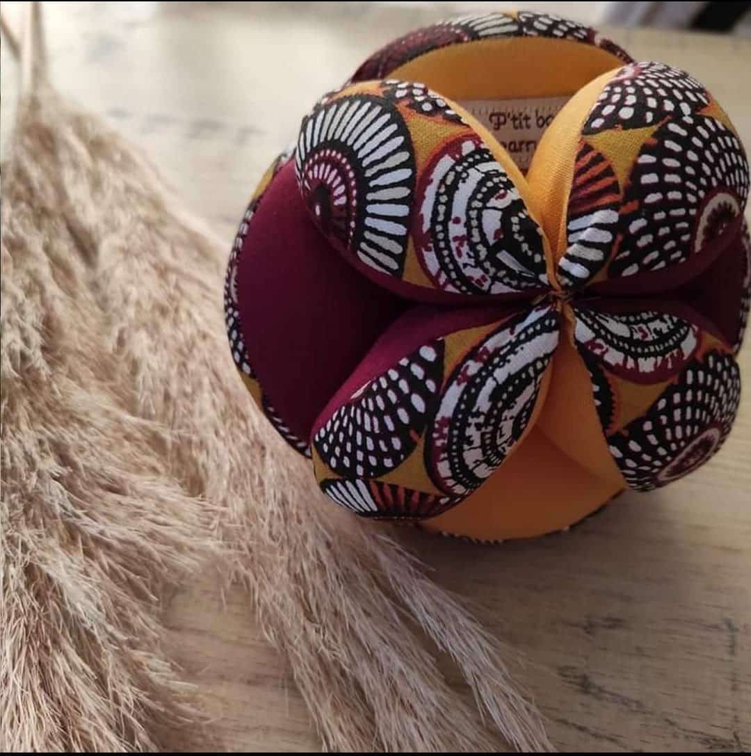 Balle Montessori Wax, africain - Fait2mains