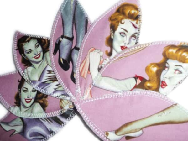 Pad interlabial lavable PIN-UP ZOMBIE (lot de 7) Taille L - Tampons interlabiaux écologiques - Pétales interlabiaux - Tampon alternatif et écoresponsable