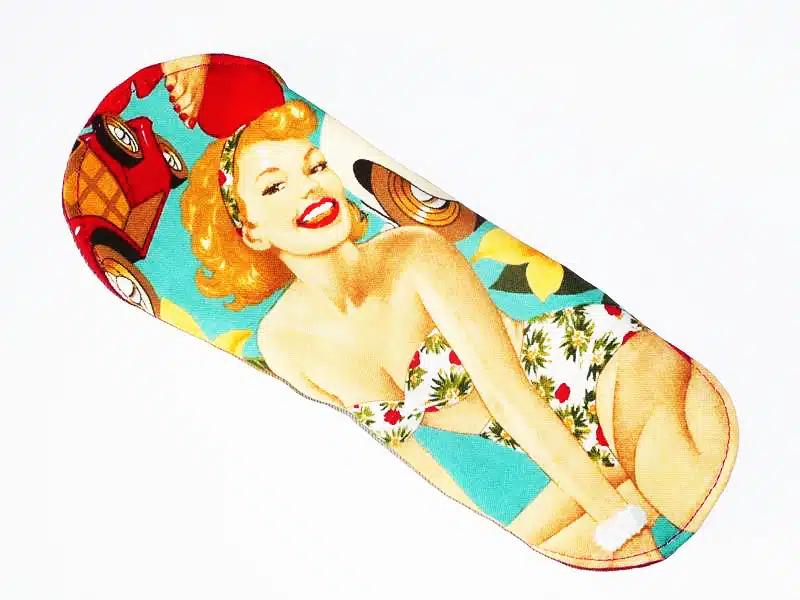 Serviette hygiénique lavable flux moyens - PIN-UP HAWAIENNE (M) - Zéro déchet - shl - serviette périodique