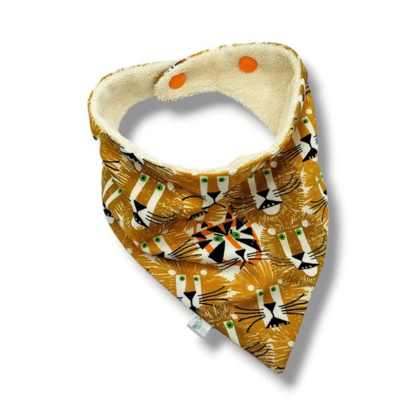 Bavoir bandana avec des lions sur fond jaune