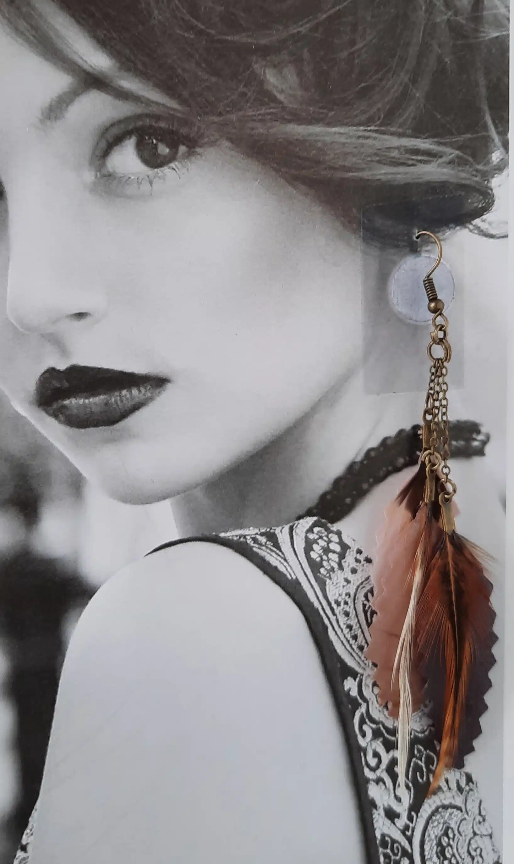 Boucles d'oreilles "Plumes au Vent", plumes naturelles et artificielles crantées – Image 6