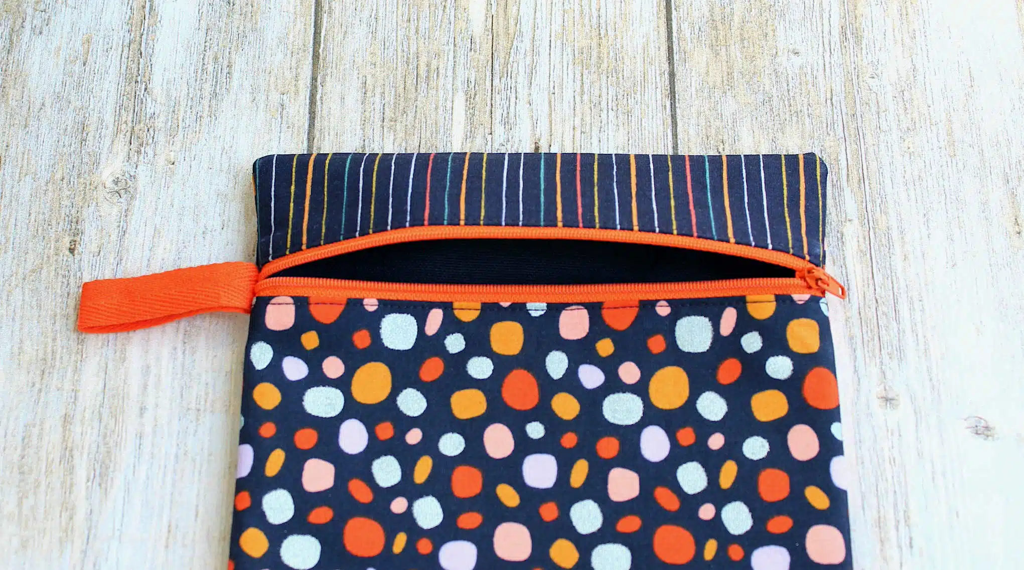 pochette plate tissu multicolors