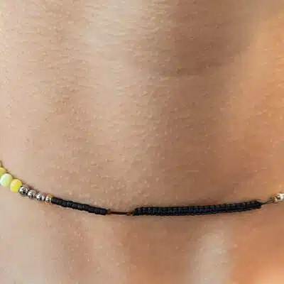 Collier ras du cou asymétrique et bracelet double rang, ajustables, perles agate jaune, spécial cou très fin