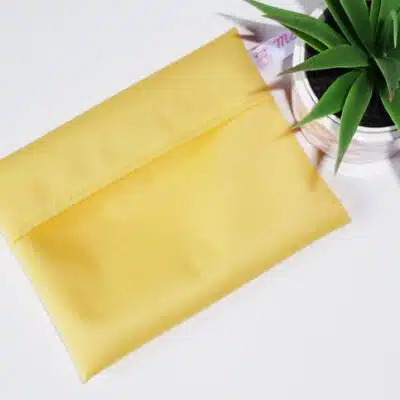 Pochette imperméable lavable et réutilisable JAUNE