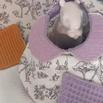 bavoir bébé 1er âge