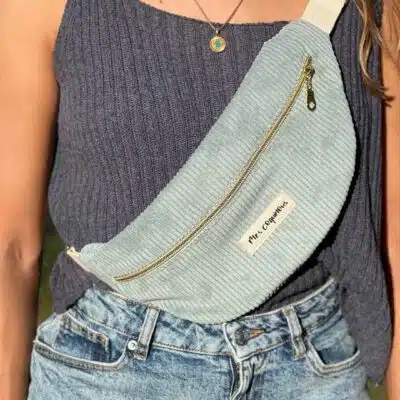 Sac banane en velours cotelé - bleue clair fait main