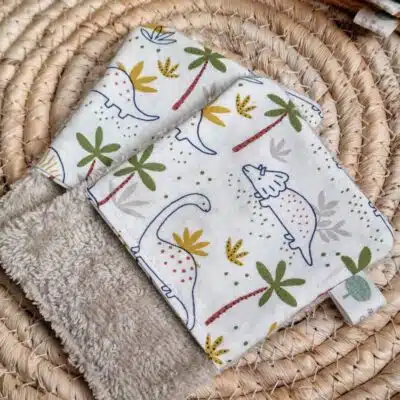 LOT DE 2 MINIS GANTS DE TOILETTE "DINO"