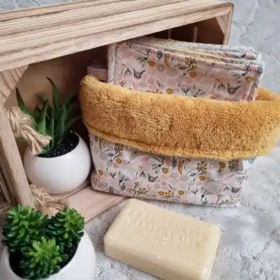 PANIERE A LINGETTES LAVABLES "FLEURS D'OR"