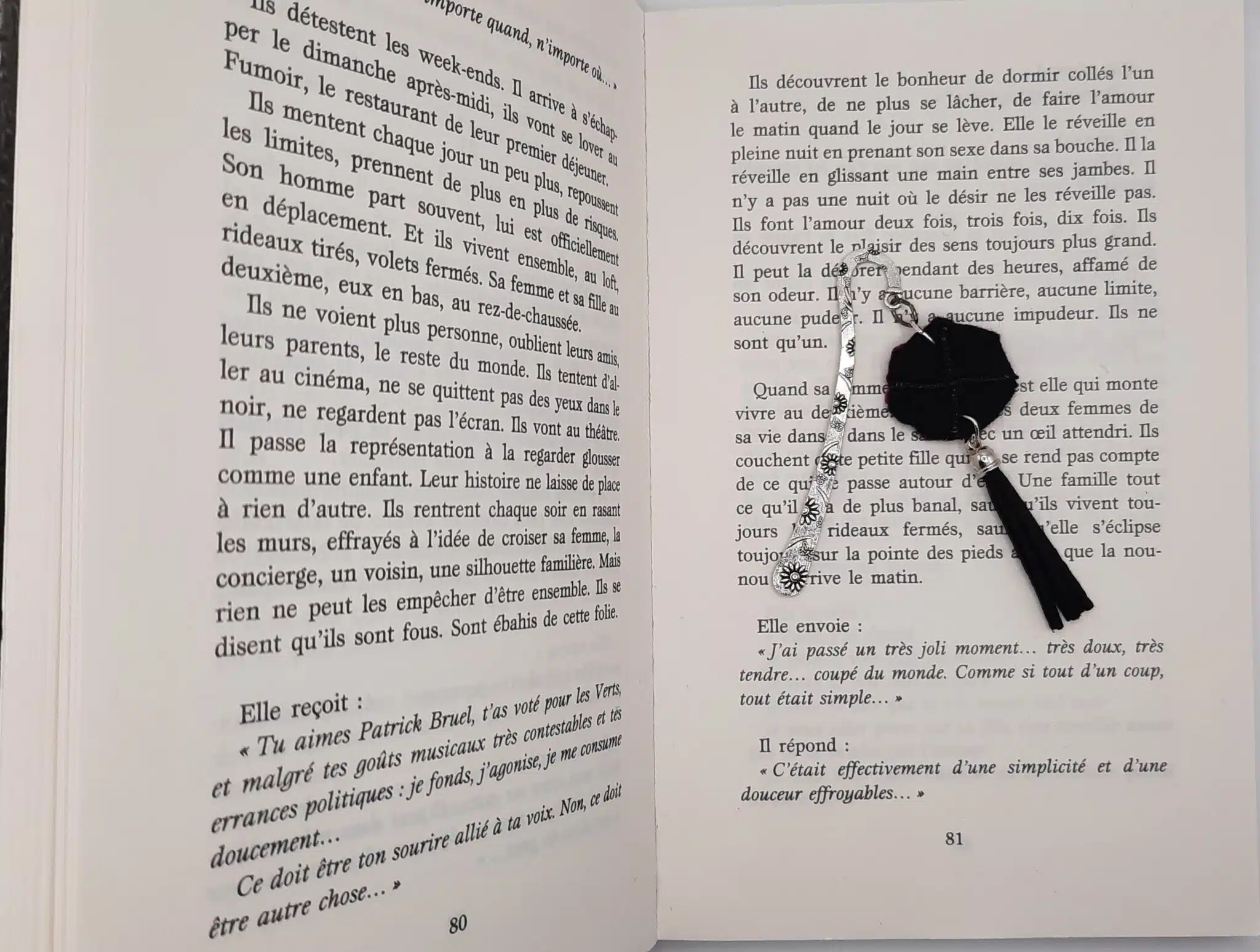 Marque-pages au choix, fleur au crochet, pompon noir feutrine – Image 13