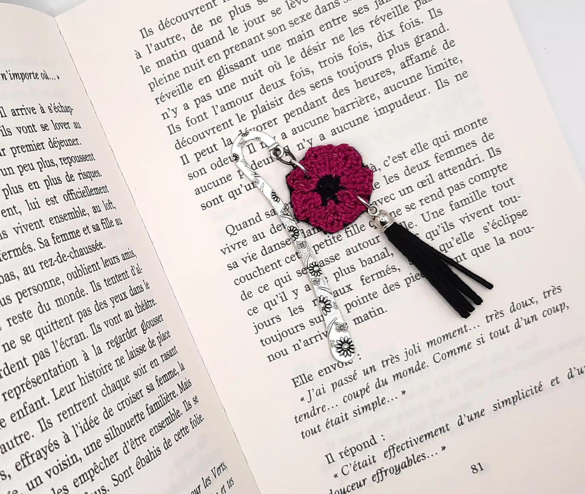 Marque-pages au choix, fleur au crochet, pompon noir feutrine – Image 8