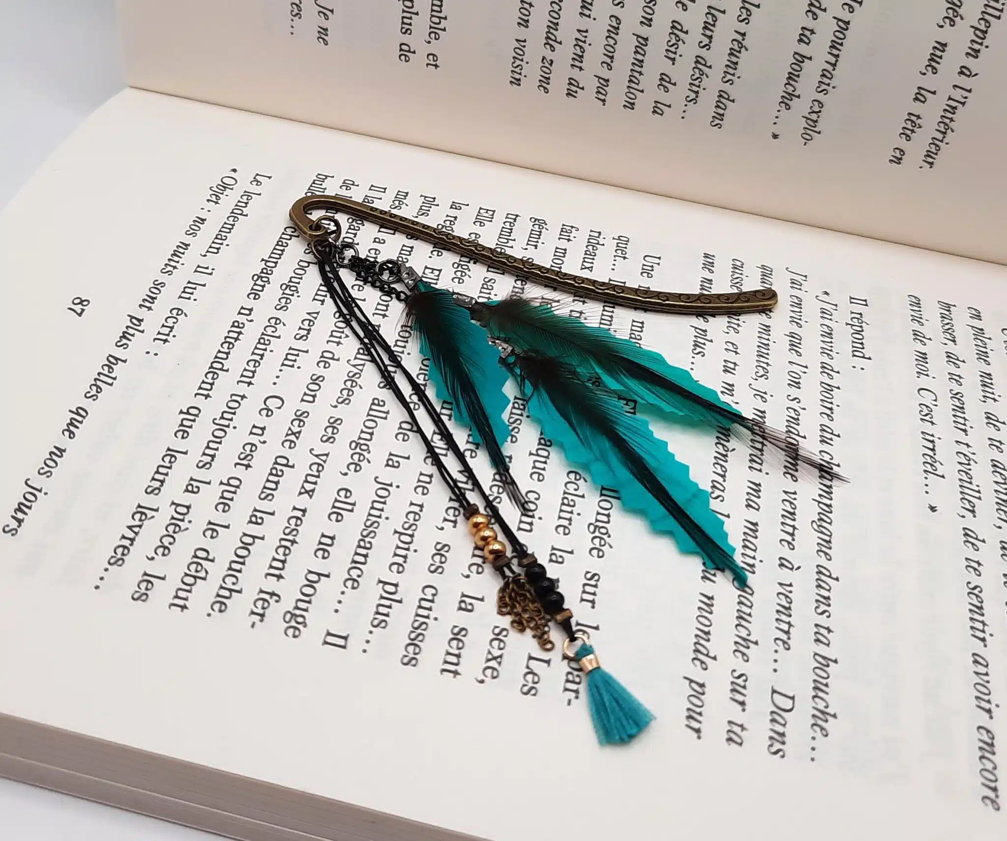 Marque-pages "Plumes au Vent" et pompons – Image 3