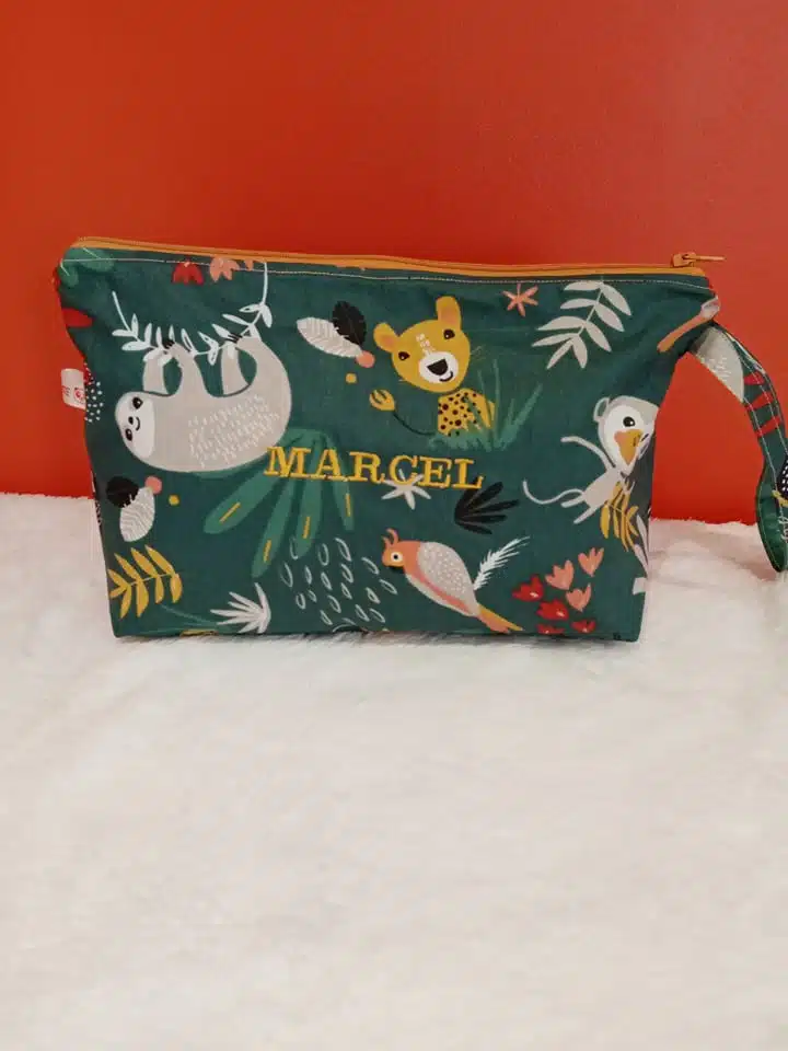 Trousse de toilette imperméable motifs jungle