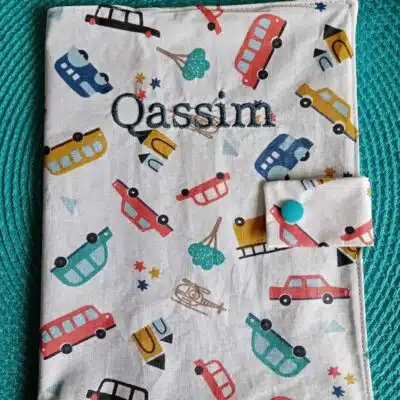 Protège carnet de santé imperméable motifs voitures