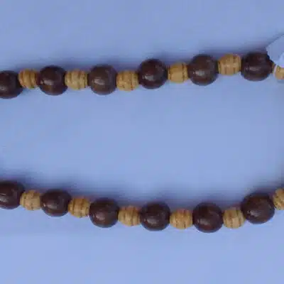 Collier perles en bois
