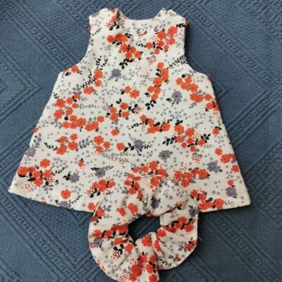 ROBE POUR POUPEE