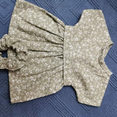 ROBE POUR POUPEE