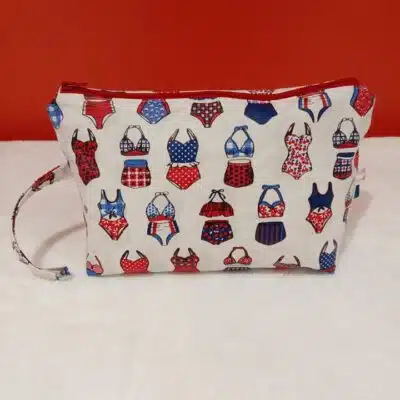 Trousse de toilette imperméable motifs maillot de bain