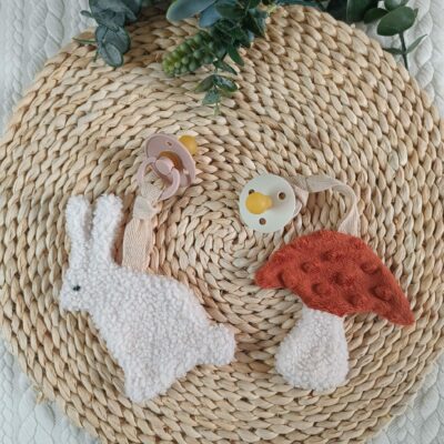 Doudou attache tétine forêt