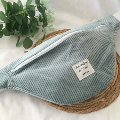 Sac banane velours côtelé vert céladon, sac banane avec sangle réglable