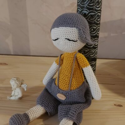Poupée "Tom"
