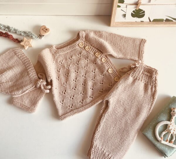 bebes mousse creation tricot layette