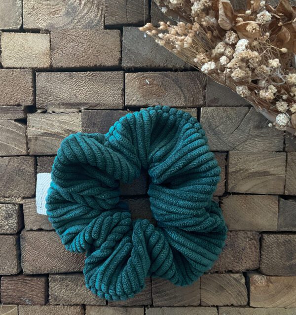 Chouchou scrunchie velours côtelé vert sapin