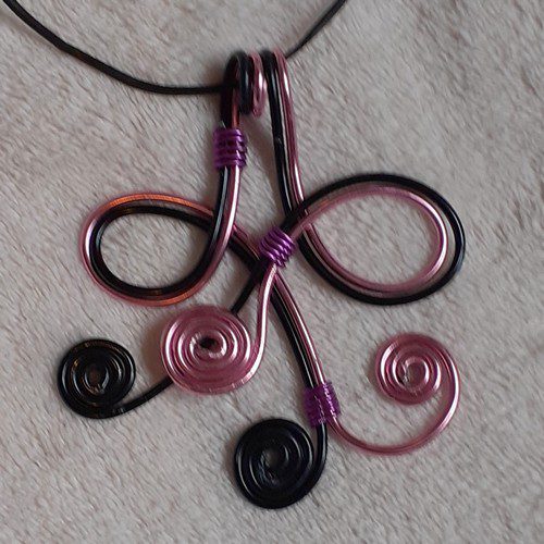 Rose et noir 0,00 €