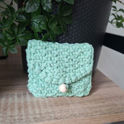 Porte monnaie vert pâle