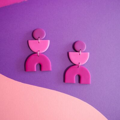Boucles d'oreilles sunny pendantes violet, rose et fuchsia