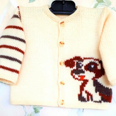 Gilet tricot bébé, layette faite main, en laine taille 3 mois