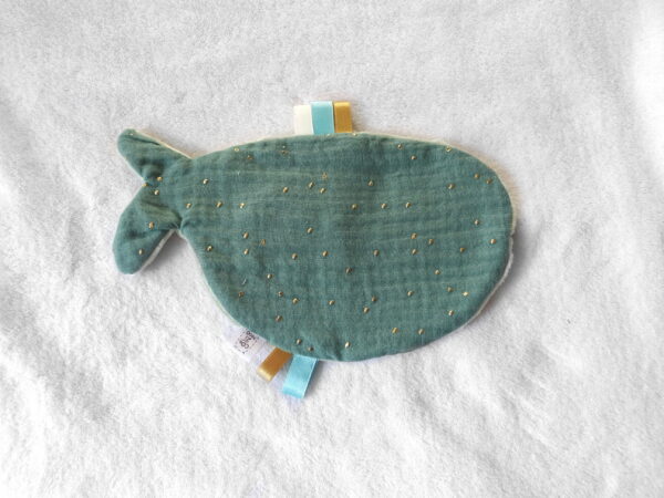 doudou plat poisson vert