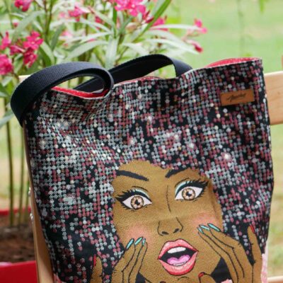 sac cabas avec motif femme noire cheveux afro