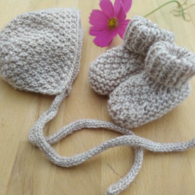Béguin et chaussons laine naissance