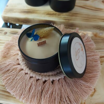 Bougie parfumée coulée à la main (Copie) (Copie)