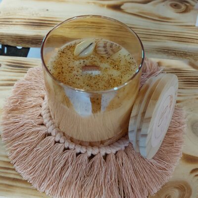 Bougie parfumée coulée à la main (Copie)