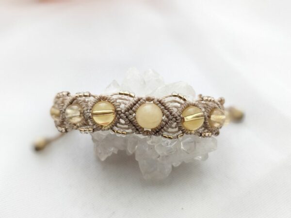 bracelet macramé beige calcite jaune et citrine