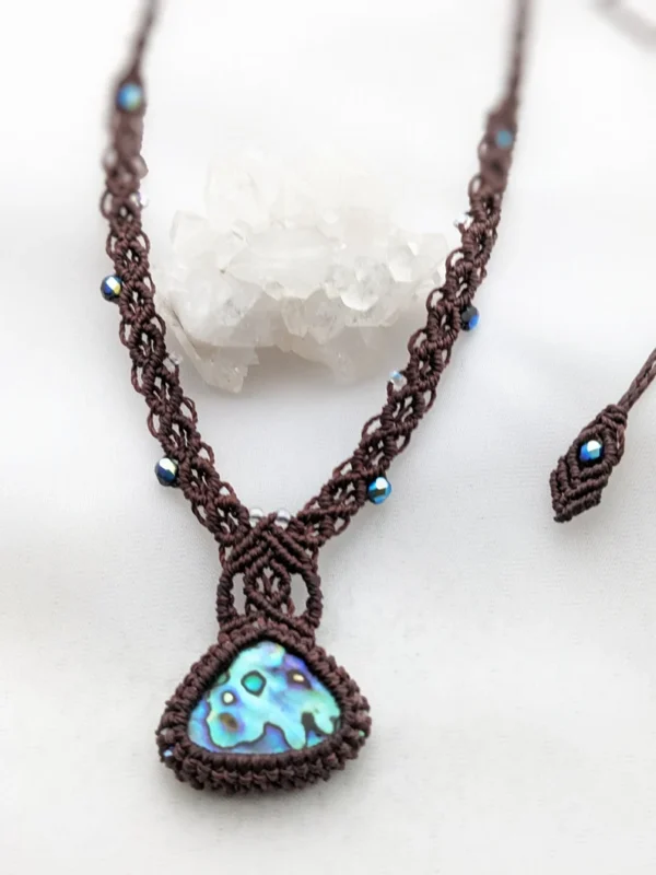 collier-macrame- abalone-2