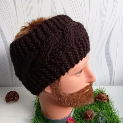 bandeau cheveux pour homme en laine marron tricoté à la main avec une torsade