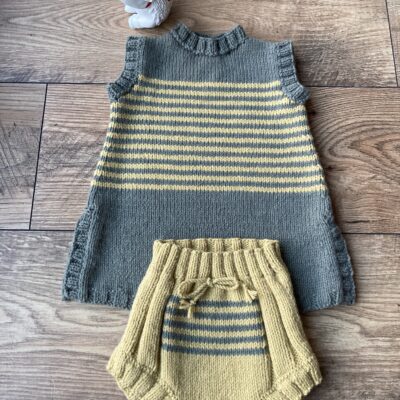 robe bébé kaki rayé jaune et sa culotte cache couche