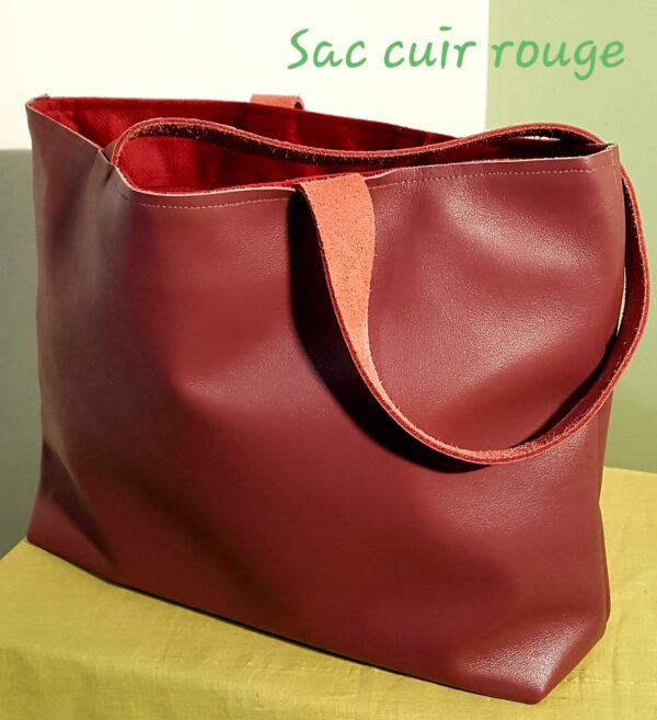 Sac en cuir rouge