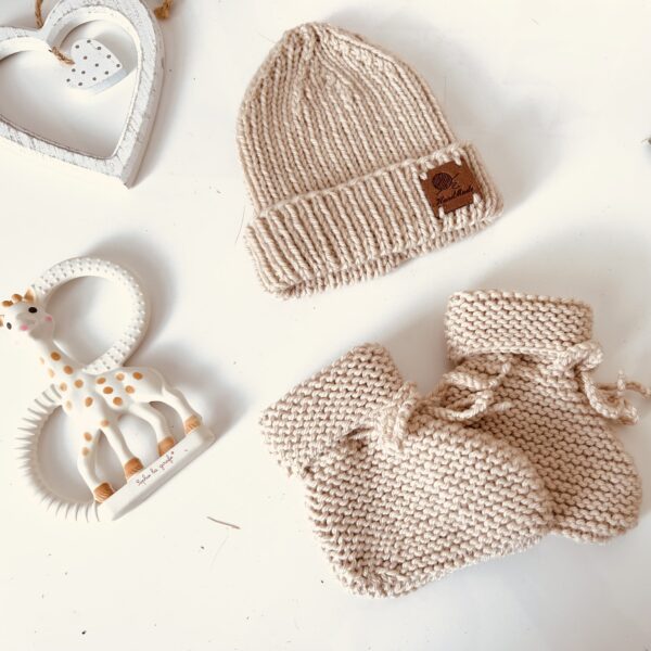 Coffret Bonnet et chaussons en laine mérinos – 3-6 mois