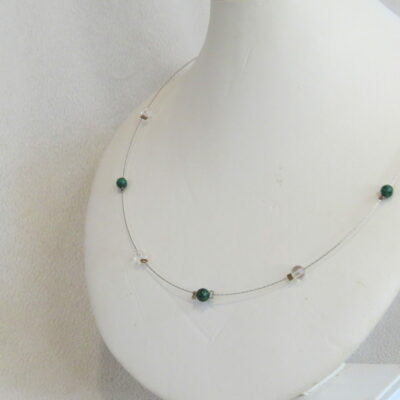 Collier malachite et quartz - Monté sur câble