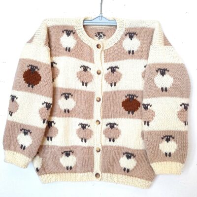 gilet 4 ans avec des moutons