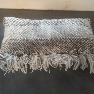 Coussin bouclette et rayé