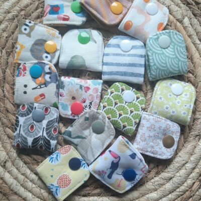 Attaches et Range Câbles Faits Main – Praticité et Style pour Tous Vos Appareils