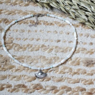 Collier fait main en pierres naturelles